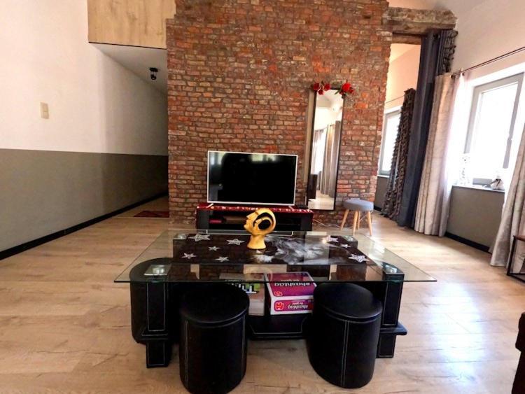 Appartements De Charme Dadou Mons Belgium Buitenkant foto